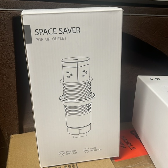 Automatic pop up outlet for countertop - Picture 7 of 7